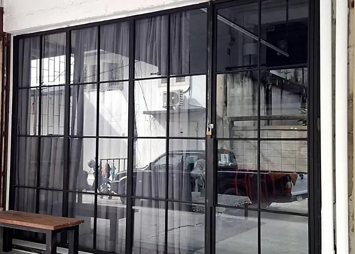 Modern Sukhumvit House Near Phrakanong Bts Station 公寓 *
