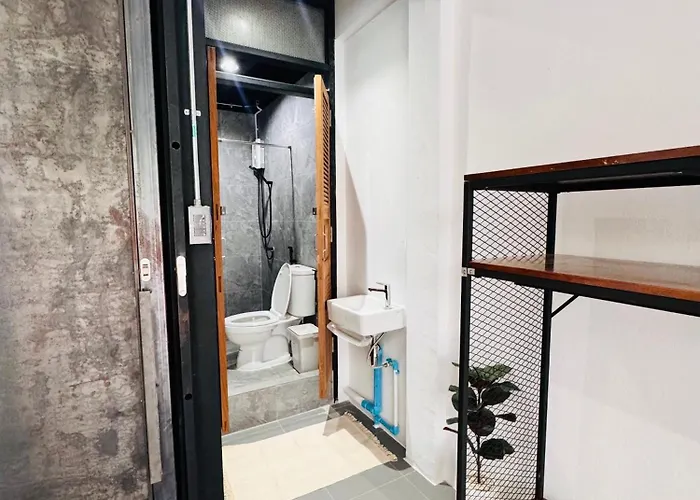 公寓 Modern Sukhumvit House Near Phrakanong Bts Station 曼谷