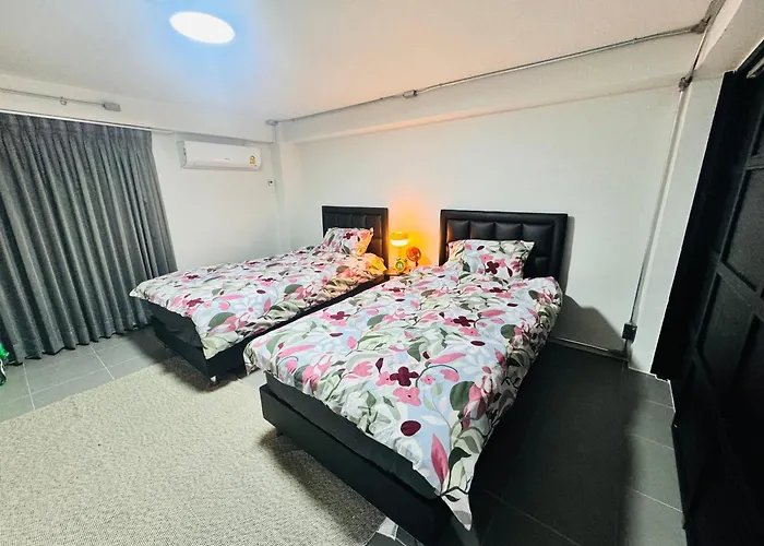 Modern Sukhumvit House Near Phrakanong Bts Station 公寓